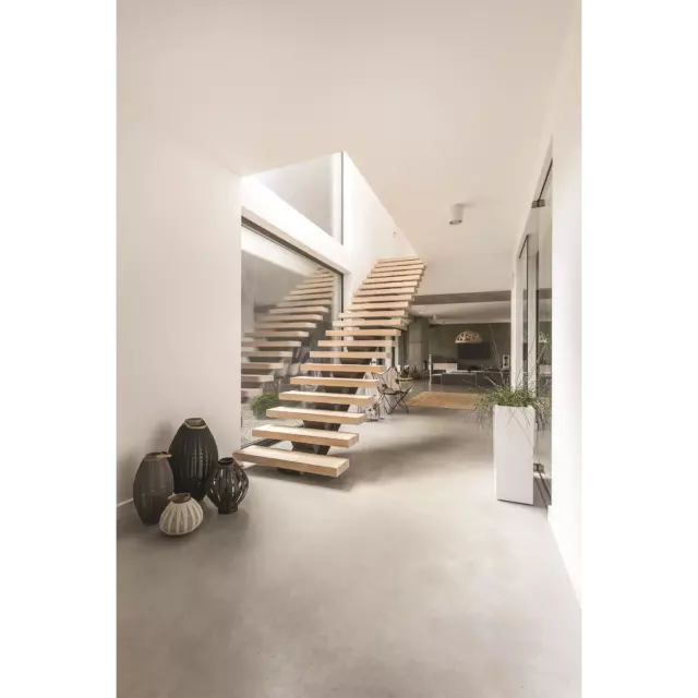 Краска для стен в коридоре Luxens высокопрочная моющаяся матовая белая база А 10 л — изображение 8
