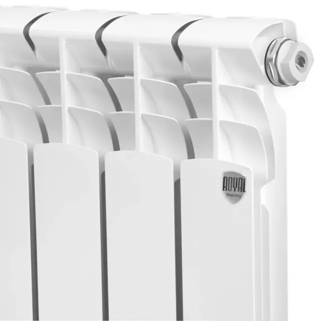 Радиатор секционный Royal Thermo Vittoria 2.0 RTV250008 500/80 8 секций боковое подключение биметалл белый — изображение 3