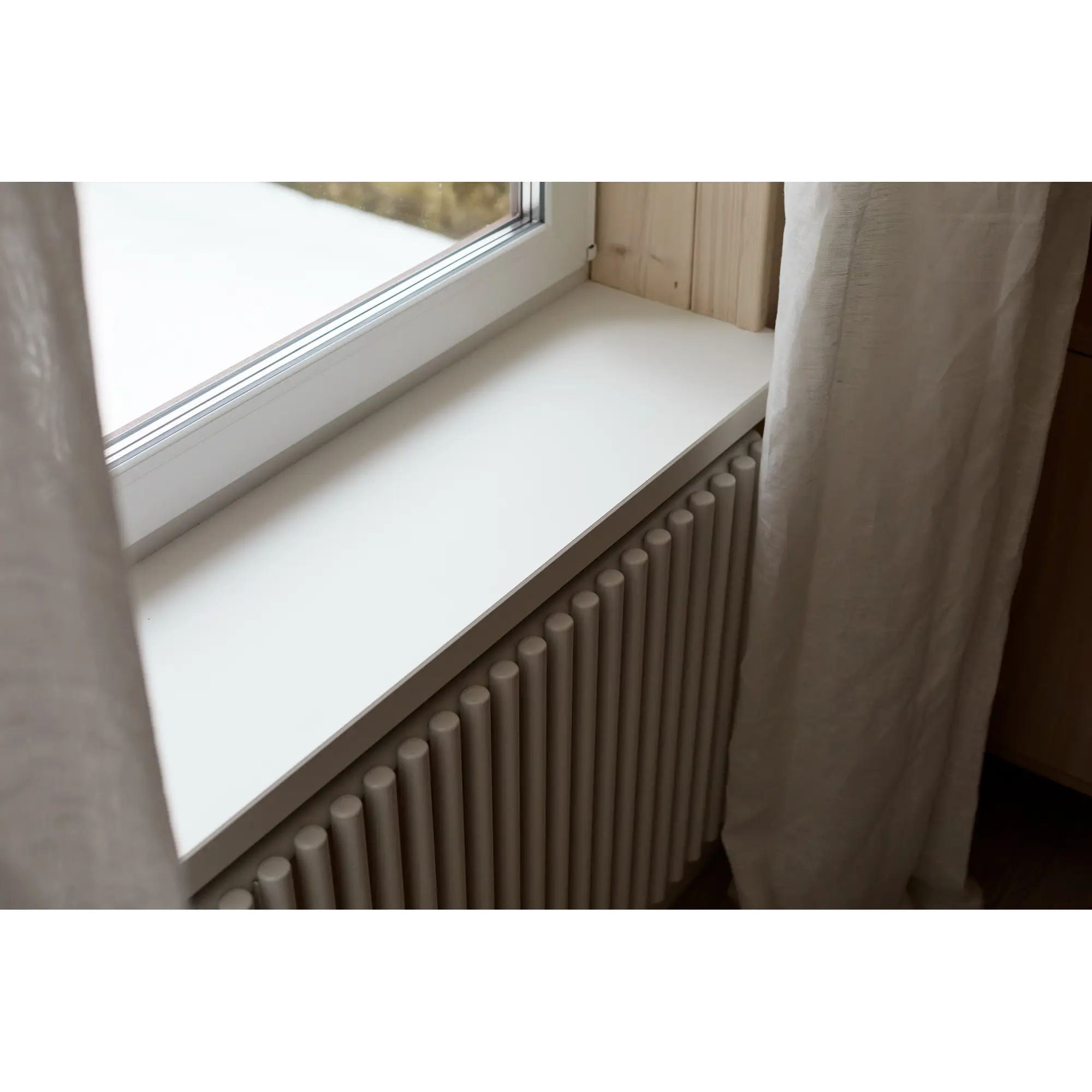 Подоконник пластиковый Moeller с заглушкой Clean-touch 2000x300мм белый clean-touch — изображение 3