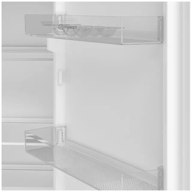 Встраиваемый холодильник Indesit IBH 20 54x193.5 см цвет белый — изображение 4